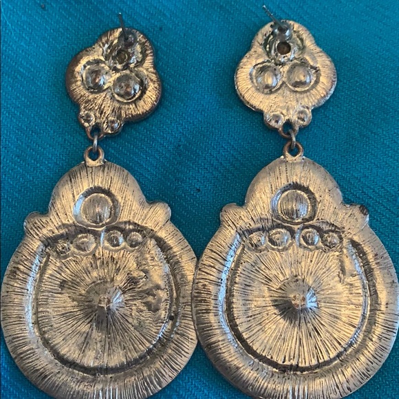 🌸2/$10 🌸Gorgeous Colorful Statement Earrings - Picture 2 of 3